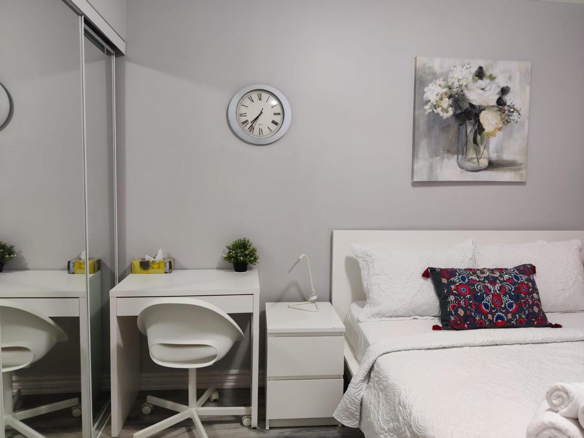 Spacious Mbr Near Kennedy Subway & Go Toronto Exterior foto
