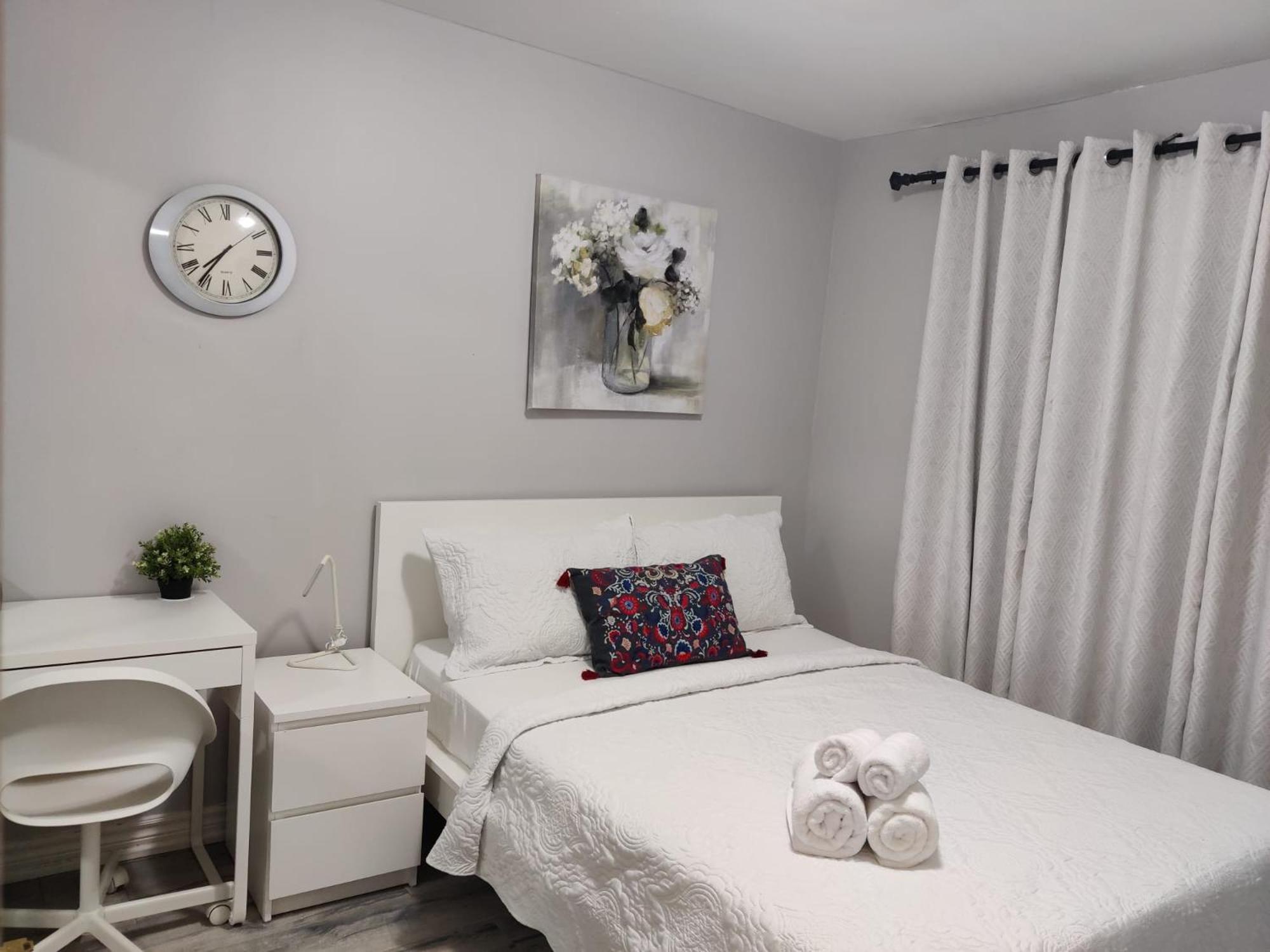 Spacious Mbr Near Kennedy Subway & Go Toronto Exterior foto